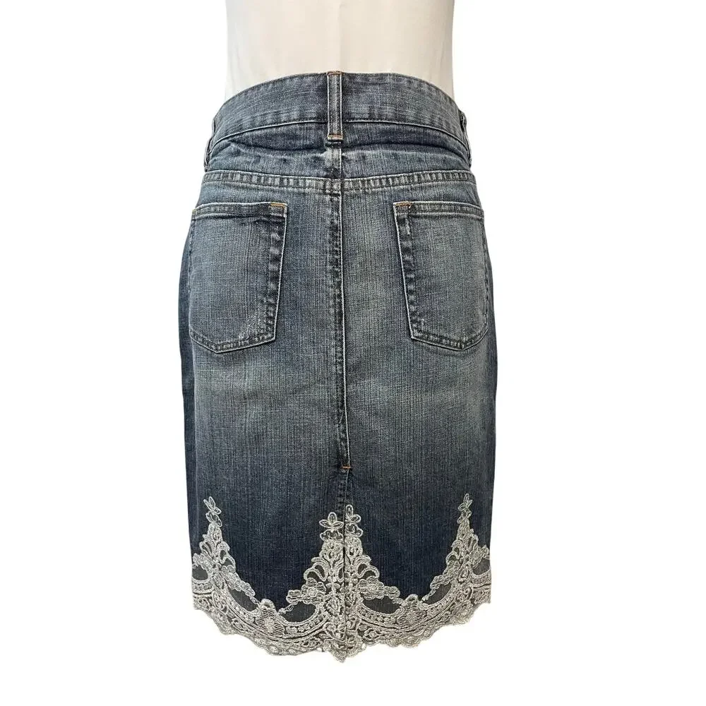 Women’s The Limited Vintage Denim Pencil Skirt Silver Metallic Lace Trim Size 2